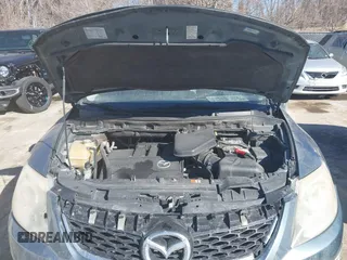 2010 Mazda CX-9 Sport z VIN JM3TB2MA7A0211887, wystawiony jako IAAI lot #41624108 z przebiegiem 238 214 mil mil oraz . Historia ofert i sprzedaży dostępna na DreamBid. Obrazek 10.