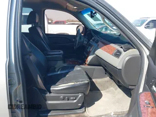 2007 Chevrolet Tahoe LS with VIN 1GNEC13JX7R169138, listed as a IAAI auction lot 41687135 with Not provided miles and . Bid and sale history available at DreamBid. Image 5.
