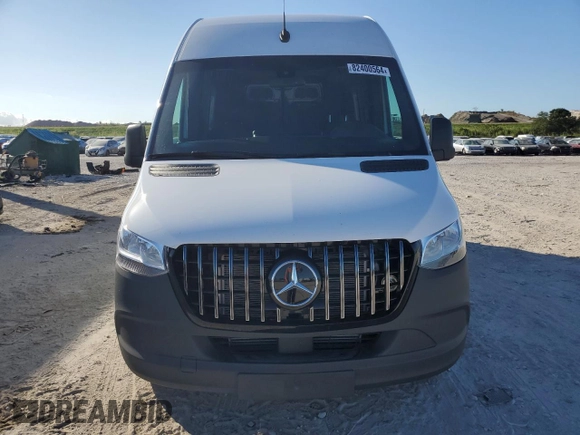 2023 Mercedes-Benz Sprinter Cargo Cargo with VIN W1Y40CHY9PT143367, listed as a Copart auction lot 82400564 with 10,667 mi miles and Salvage Title. Bid and sale history available at carsss.com. Image 5.