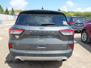 2021 Ford Escape SE Hybrid z VIN 1FMCU0BZ8MUA09021, wystawiony jako IAAI lot #42229018 z przebiegiem 62 265 mil mil oraz . Historia ofert i sprzedaży dostępna na DreamBid. Obrazek 16.