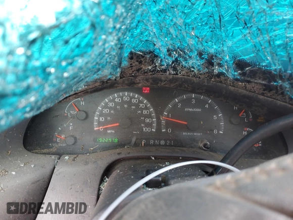 2001 Ford F-150 XL z VIN 1FTRX18W61NA24177, wystawiony jako Copart lot #60149714 z przebiegiem 192 297 mil mil oraz Szkoda całkowita • Salvage title. Historia ofert i sprzedaży dostępna na DreamBid. Obrazek 9.