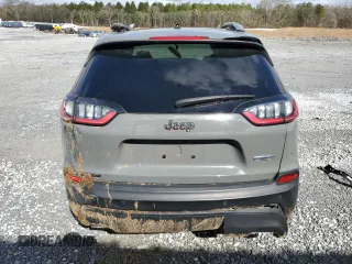 2021 Jeep Cherokee Latitude Lux with VIN 1C4PJLMX8MD144043, listed as a Copart auction lot 45337245 with 27,582 mi miles and Salvage Title. Bid and sale history available at carsss.com. Image 6.