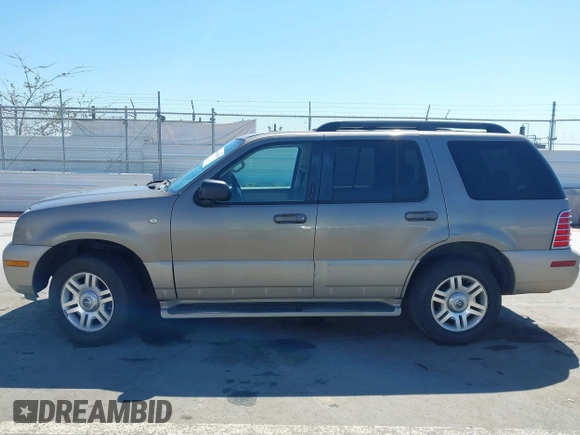 2005 Mercury Mountaineer z VIN 4M2DU66E55ZJ02614, wystawiony jako IAAI lot #41814093 z przebiegiem 169 682 mil mil oraz . Historia ofert i sprzedaży dostępna na DreamBid. Obrazek 14.