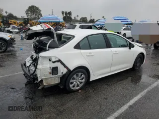 2021 Toyota Corolla LE with VIN 5YFEPMAE6MP252219, listed as a Copart auction lot 47689615 with 124,846 mi miles and Salvage Title. Bid and sale history available at carsss.com. Image 3.