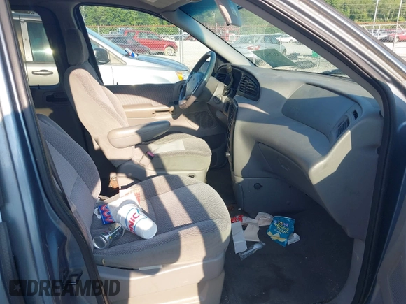 2000 Ford Windstar SE with VIN 2FMZA5242YBA28034, listed as a IAAI auction lot 42679411 with 161,817 mi miles and . Bid and sale history available at DreamBid. Image 5.