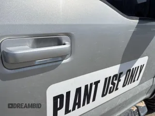 2017 Ford F-150 XL с VIN 1FTEW1EF8HKD23333, выставлен на аукционе IAAI как лот 42341657 с пробегом 165 169 миль миль и . История ставок и продаж доступна на DreamBid. Изображение 1.