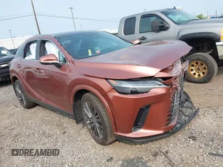 2024 Lexus RX 350h z VIN 2T2BBMCAXRC055794, wystawiony jako IAAI lot #42382214 z przebiegiem 7 mil mil oraz . Historia ofert i sprzedaży dostępna na DreamBid. Obrazek 1.