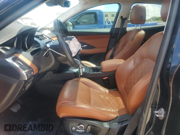 2020 Jaguar E-Pace SE with VIN SADFP2FX2L1Z74927, listed as a Copart auction lot 56533505 with 31,049 mi miles and Clean Title. Bid and sale history available at DreamBid. Image 7.