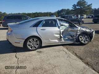 2016 Lincoln MKZ with VIN 3LN6L2G95GR610628, listed as a Copart auction lot 49579285 with 0 mi miles and Salvage Title. Bid and sale history available at carsss.com. Image 3.