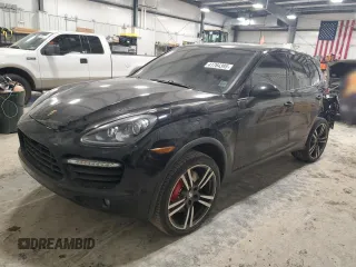 2012 Porsche Cayenne Turbo z VIN WP1AC2A26CLA83815, wystawiony jako Copart lot #41764395 z przebiegiem 75 588 mil mil oraz Szkoda całkowita • Salvage title. Historia ofert i sprzedaży dostępna na DreamBid. Obrazek 1.