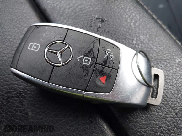 2023 Mercedes-Benz GLB 250 с VIN W1N4M4HB3PW261061, выставлен на аукционе IAAI как лот 41478412 с пробегом 23 500 миль миль и . История ставок и продаж доступна на DreamBid. Изображение 11.