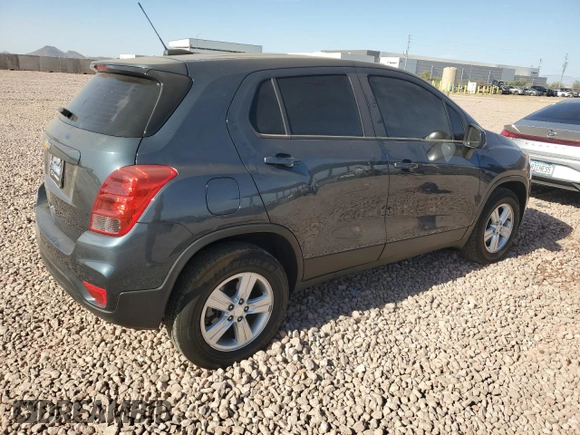 2022 Chevrolet Trax LS with VIN KL7CJNSM8NB507776, listed as a Copart auction lot 87861315 with 61,430 mi miles and Salvage Title. Bid and sale history available at carsss.com. Image 3.