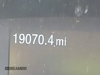 2024 Ford Transit z VIN 1FTYE2Y89RKB18494, wystawiony jako IAAI lot #42445260 z przebiegiem 19 070 mil mil oraz . Historia ofert i sprzedaży dostępna na DreamBid. Obrazek 15.