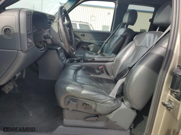 2002 Chevrolet Silverado 1500 LS with VIN 2GCEC19T421264393, listed as a Copart auction lot 45273545 with 0 mi miles and Salvage Title. Bid and sale history available at carsss.com. Image 7.