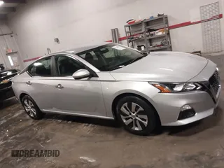 2019 Nissan Altima 2.5 S with VIN 1N4BL4BV9KC149515, listed as a IAAI auction lot 41236906 with 85,052 mi miles. Bid and sale history available at carsss.com. Image 14.