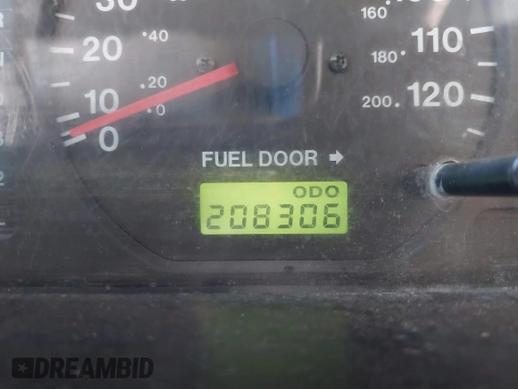 1998 Isuzu Trooper S with VIN JACDJ58X0W7913434, listed as a IAAI auction lot 41690061 with 208,306 mi miles and . Bid and sale history available at DreamBid. Image 7.