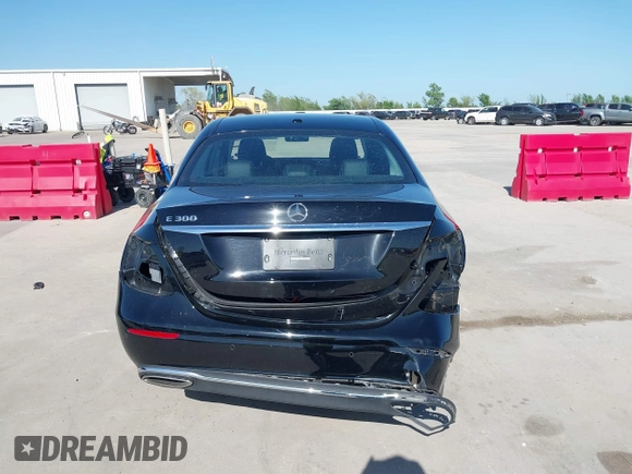 2018 Mercedes-Benz E 300 with VIN WDDZF4JB2JA351345, listed as a IAAI auction lot 41974757 with 53,948 mi miles and . Bid and sale history available at DreamBid. Image 17.