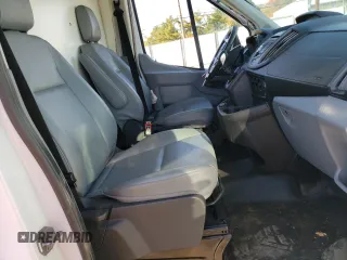 2018 Ford Transit z VIN 1FTYR2CMXJKA73854, wystawiony jako Copart lot #81051414 z przebiegiem Nie podano mil oraz Szkody całkowita. Historia ofert i sprzedaży dostępna na DreamBid. Obrazek 7.