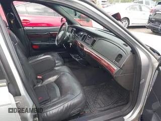 2001 Mercury Grand Marquis LS z VIN 2MEFM75W91X655747, wystawiony jako IAAI lot #42041090 z przebiegiem 138 906 mil mil oraz . Historia ofert i sprzedaży dostępna na DreamBid. Obrazek 5.