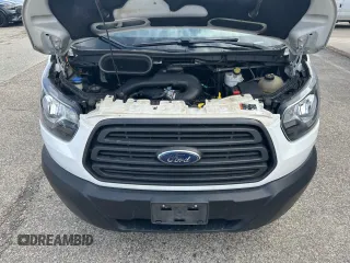 2018 Ford Transit Passenger XL z VIN 1FBZX2CM1JKA87141, wystawiony jako Copart lot #62780235 z przebiegiem 210 850 mil mil oraz Czysty tytuł • Clean title. Historia ofert i sprzedaży dostępna na DreamBid. Obrazek 7.