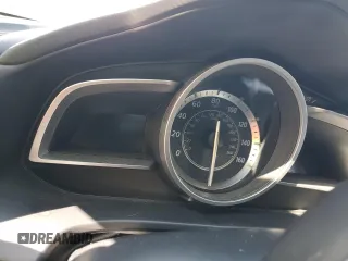 2015 Mazda 3 i Grand Touring z VIN 3MZBM1M77FM223990, wystawiony jako Copart lot #54905545 z przebiegiem Nie podano mil oraz Szkoda całkowita • Salvage title. Historia ofert i sprzedaży dostępna na DreamBid. Obrazek 9.