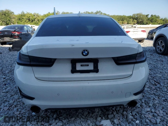 2020 BMW 3 Series 330i with VIN 3MW5R1J01L8B09509, listed as a Copart auction lot 55460555 with 123,720 mi miles and Clean Title. Bid and sale history available at DreamBid. Image 6.