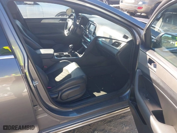 2019 Hyundai Sonata Sport with VIN 5NPE34AF9KH795658, listed as a IAAI auction lot 41408968 with 66,501 mi miles. Bid and sale history available at carsss.com. Image 5.