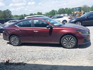 2024 Nissan Altima SV with VIN 1N4BL4DV9RN358202, listed as a IAAI auction lot 42153458 with 41,092 mi miles and . Bid and sale history available at carsss.com. Image 13.