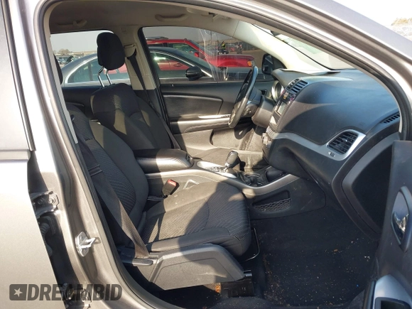 2012 Dodge Journey SXT z VIN 3C4PDCBG9CT208092, wystawiony jako IAAI lot #42065471 z przebiegiem 208 794 mil mil oraz . Historia ofert i sprzedaży dostępna na DreamBid. Obrazek 5.