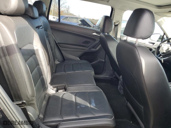 2018 Volkswagen Tiguan SEL Premium with VIN 3VV4B7AX8JM004295, listed as a Copart auction lot 43994875 with 53,569 mi miles and Salvage Title. Bid and sale history available at carsss.com. Image 10.