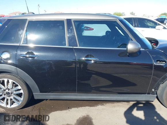 2017 MINI Hardtop 4 Door Cooper S z VIN WMWXU3C56H2D33072, wystawiony jako IAAI lot #41847726 z przebiegiem 81 783 mil mil oraz . Historia ofert i sprzedaży dostępna na DreamBid. Obrazek 14.