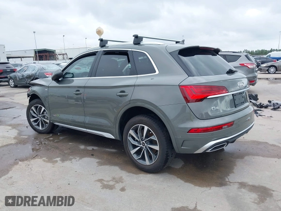 2024 Audi Q5 S line Premium Plus with VIN WA1EAAFY3R2043314, listed as a IAAI auction lot 40712504 with 5,170 mi miles. Bid and sale history available at carsss.com. Image 3.