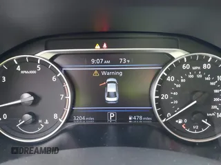 2025 Nissan Altima SR with VIN 1N4BL4CV9SN359003, listed as a IAAI auction lot 41881142 with 3,204 mi miles and . Bid and sale history available at DreamBid. Image 7.