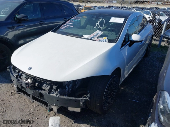 2022 Mercedes-Benz EQS with VIN W1KCG2DB9NA004992, listed as a IAAI auction lot 41285232 with NaN miles. Bid and sale history available at carsss.com. Image 19.