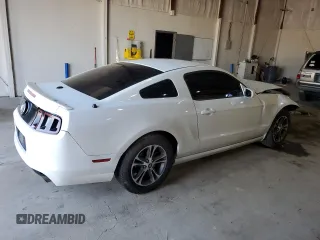 2014 Ford Mustang V6 with VIN 1ZVBP8AM4E5222570, listed as a Copart auction lot 57325885 with 207,535 mi miles and Salvage title. Bid and sale history available at DreamBid. Image 3.