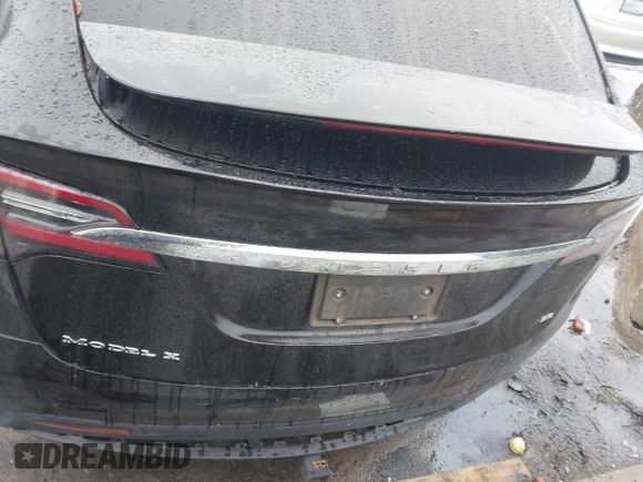 2018 Tesla Model X 75D with VIN 5YJXCBE25JF117801, listed as a IAAI auction lot 41798116 with 95,253 mi miles. Bid and sale history available at carsss.com. Image 16.