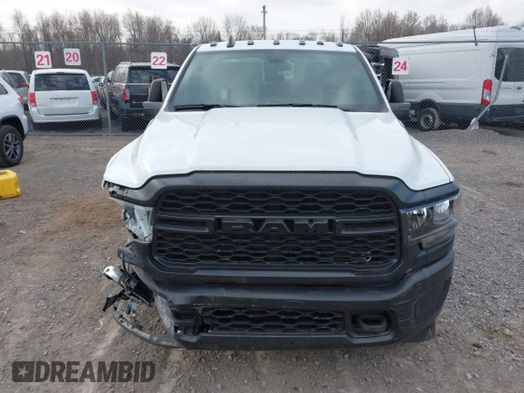 2024 Ram 2500 Tradesman with VIN 3C6UR5HL4RG156559, listed as a IAAI auction lot 41834788 with 2,789 mi miles and . Bid and sale history available at DreamBid. Image 12.