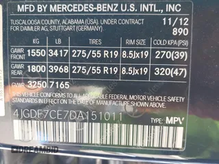 2013 Mercedes-Benz GL-Class GL 450 with VIN 4JGDF7CE7DA151011, listed as a IAAI auction lot 41987211 with 157,982 mi miles. Bid and sale history available at carsss.com. Image 9.