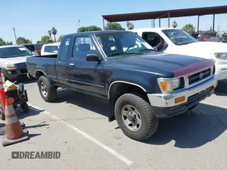1993 Toyota Pickup with VIN JT4RN13P7P6050568, listed as a IAAI auction lot 42575503 with 173,055 mi miles and . Bid and sale history available at DreamBid. Image 1.