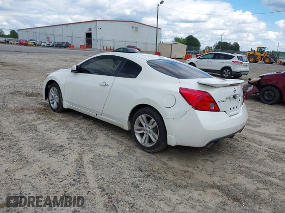 2012 Nissan Altima S with VIN 1N4AL2EP0CC264356, listed as a IAAI auction lot 42051673 with 131,058 mi miles and . Bid and sale history available at DreamBid. Image 3.