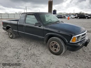 1994 Chevrolet S-10 LS with VIN 1GCCS19Z9R8135930, listed as a Copart auction lot 48585795 with NaN miles and Salvage Title. Bid and sale history available at carsss.com. Image 4.