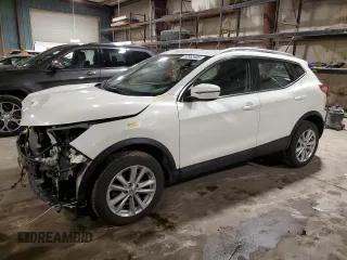 2017 Nissan Rogue SL z VIN JN1BJ1CR4HW124855, wystawiony jako Copart lot #50962685 z przebiegiem 89 306 mil mil oraz Szkoda całkowita • Salvage title. Historia ofert i sprzedaży dostępna na DreamBid. Obrazek 1.