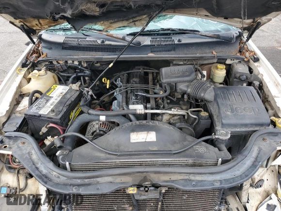 1999 Jeep Grand Cherokee Limited with VIN 1J4G268S2XC756532, listed as a Copart auction lot 71222174 with 279,300 mi miles and Salvage title. Bid and sale history available at DreamBid. Image 13.