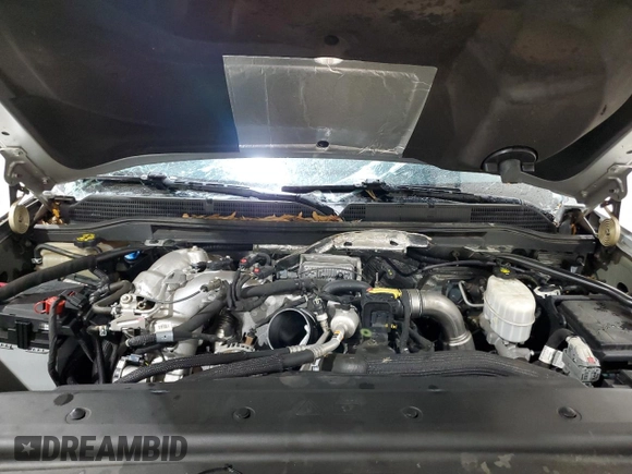2018 GMC Sierra 2500HD Denali z VIN 1GT12UEY3JF252702, wystawiony jako Copart lot #55387655 z przebiegiem 75 059 mil mil oraz Szkody całkowita. Historia ofert i sprzedaży dostępna na DreamBid. Obrazek 11.