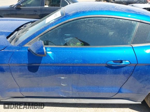 2017 Ford Mustang V6 с VIN 1FA6P8AM0H5263048, выставлен на аукционе IAAI как лот 41903231 с пробегом 77 478 миль миль и . История ставок и продаж доступна на DreamBid. Изображение 15.