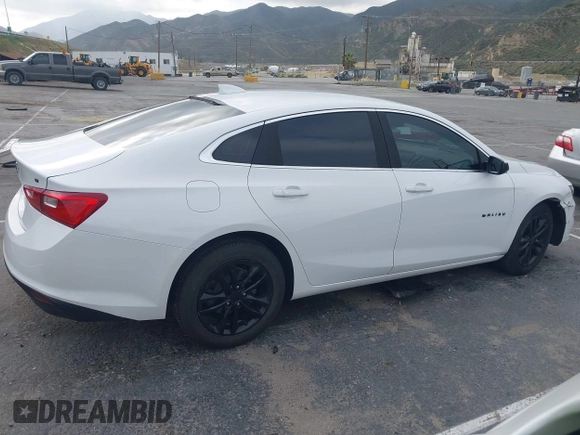 2018 Chevrolet Malibu LT z VIN 1G1ZD5ST8JF124833, wystawiony jako IAAI lot #42175064 z przebiegiem 121 449 mil mil oraz . Historia ofert i sprzedaży dostępna na DreamBid. Obrazek 13.