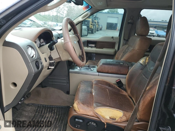 2005 Ford F-150 XLT z VIN 1FTPW12535KD18895, wystawiony jako Copart lot #56825825 z przebiegiem 338 005 mil mil oraz Szkoda całkowita • Salvage title. Historia ofert i sprzedaży dostępna na DreamBid. Obrazek 7.