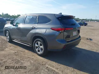 2021 Toyota Highlander L with VIN 5TDZZRAH4MS068164, listed as a IAAI auction lot 42324216 with 257,056 mi miles and . Bid and sale history available at DreamBid. Image 3.