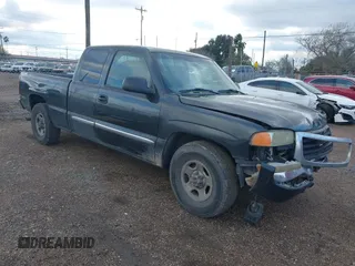 2004 GMC Sierra 1500 SLE with VIN 2GTEC19T641166484, listed as a IAAI auction lot 41353985 with 282,153 mi miles and . Bid and sale history available at DreamBid. Image 1.