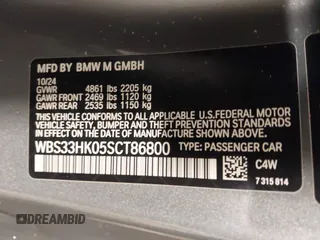 2025 BMW M4 Competition xDrive with VIN WBS33HK05SCT86800, listed as a IAAI auction lot 41265093 with 838 mi miles. Bid and sale history available at carsss.com. Image 9.